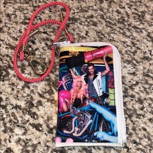 MAC Cosmetics VG Wallet